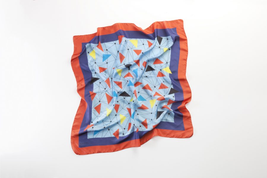 FLYING MACAWS IN BLUE