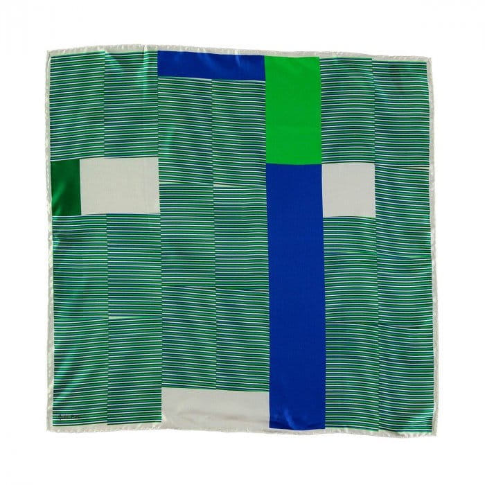 detalle del diseño del pañuelo de seda farewell en verde inspirado en obra Cruz Diez