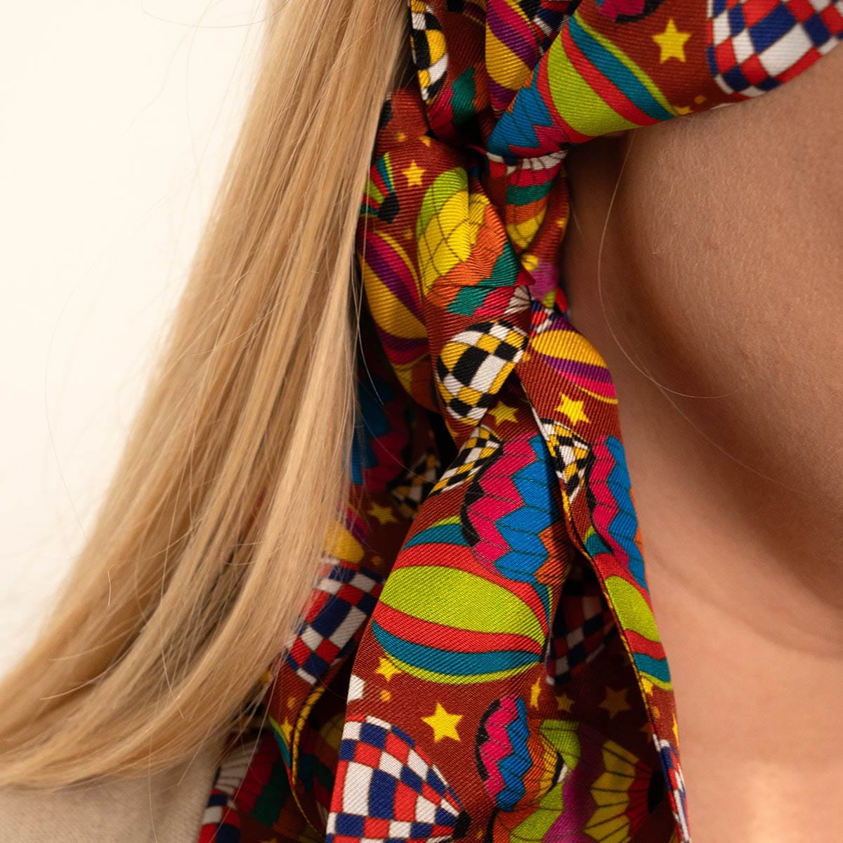 Lazo de seda para diadema o turbante moderno